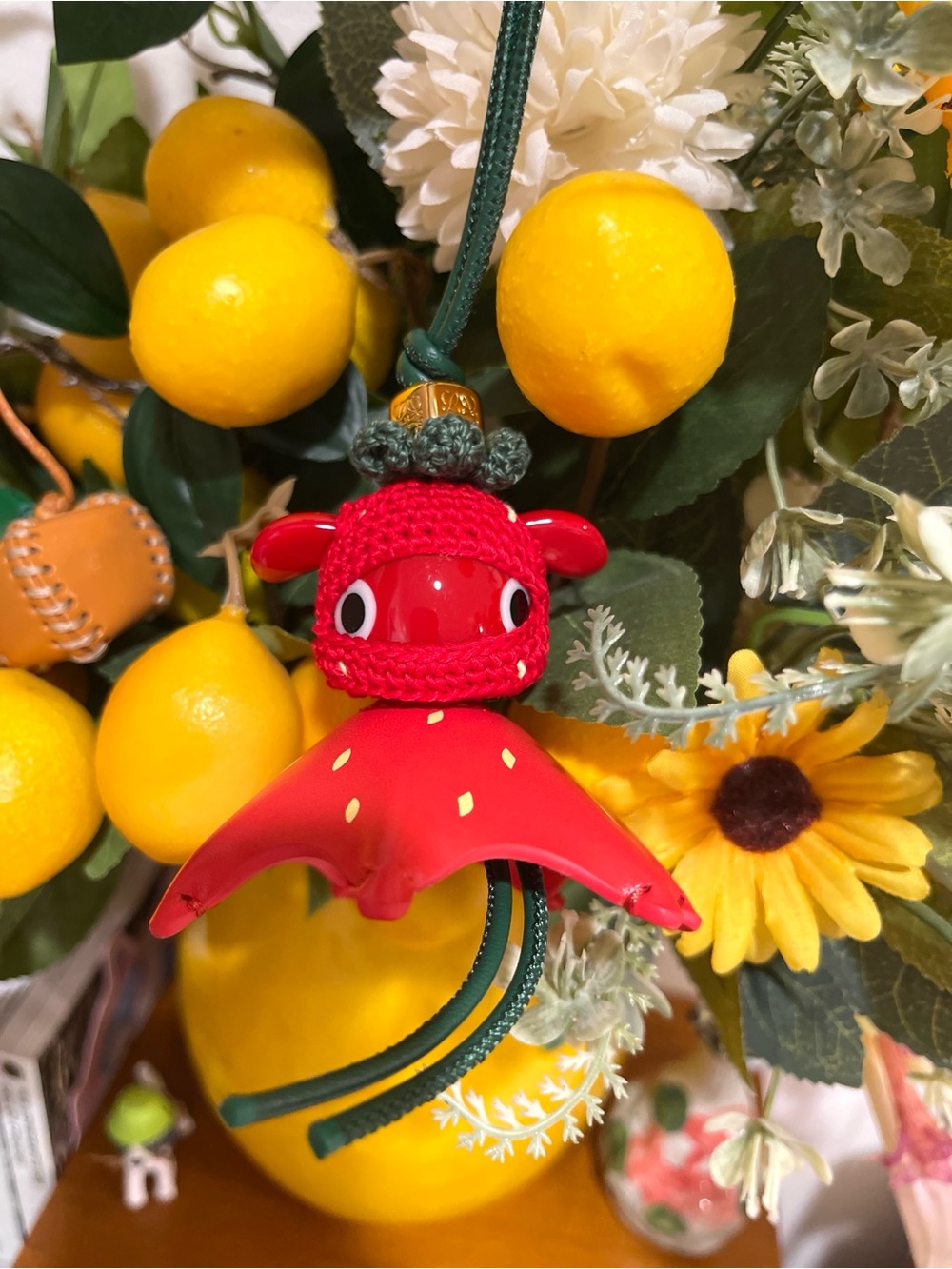 Loewe Berrybop Strawberry Character Bag Charm - Picture 8 of 11